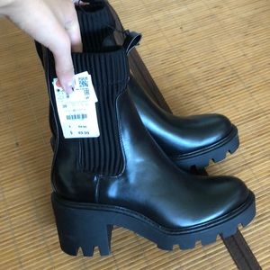 Black Zara ankle boots